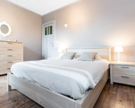 Charmant apartment with sight on Damse canal @ Bruges